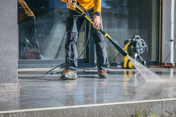 Spring Cleaning in Mill Bay, AK